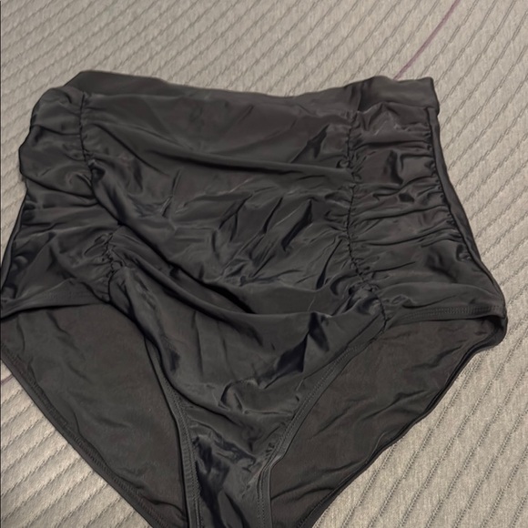 High-Waisted Black Swim Bottoms - Picture 3 of 4